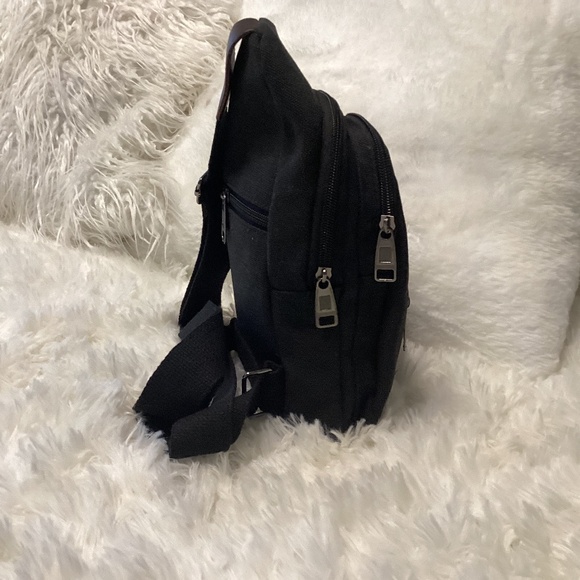 Jing Pin Women Sling Bag, Size Medium, Color Black - Picture 2 of 2